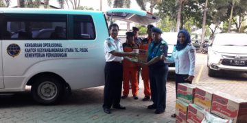 Syahbandar Tanjung Priok Kirim Bantuan Logistik 3 Mobil ke Lokasi Tsunami Banten