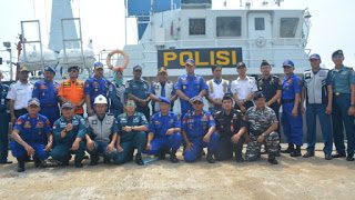 KSOP Tanjung Emas dan Polair Polda Jateng Laksanakan Patroli Bersama